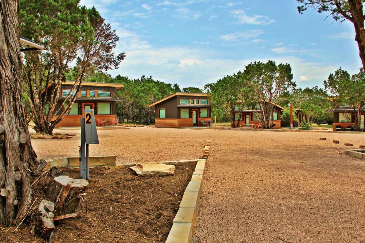 ويمبيرلي Green Acres Cottages - Fredericksburg Suite المظهر الخارجي الصورة
